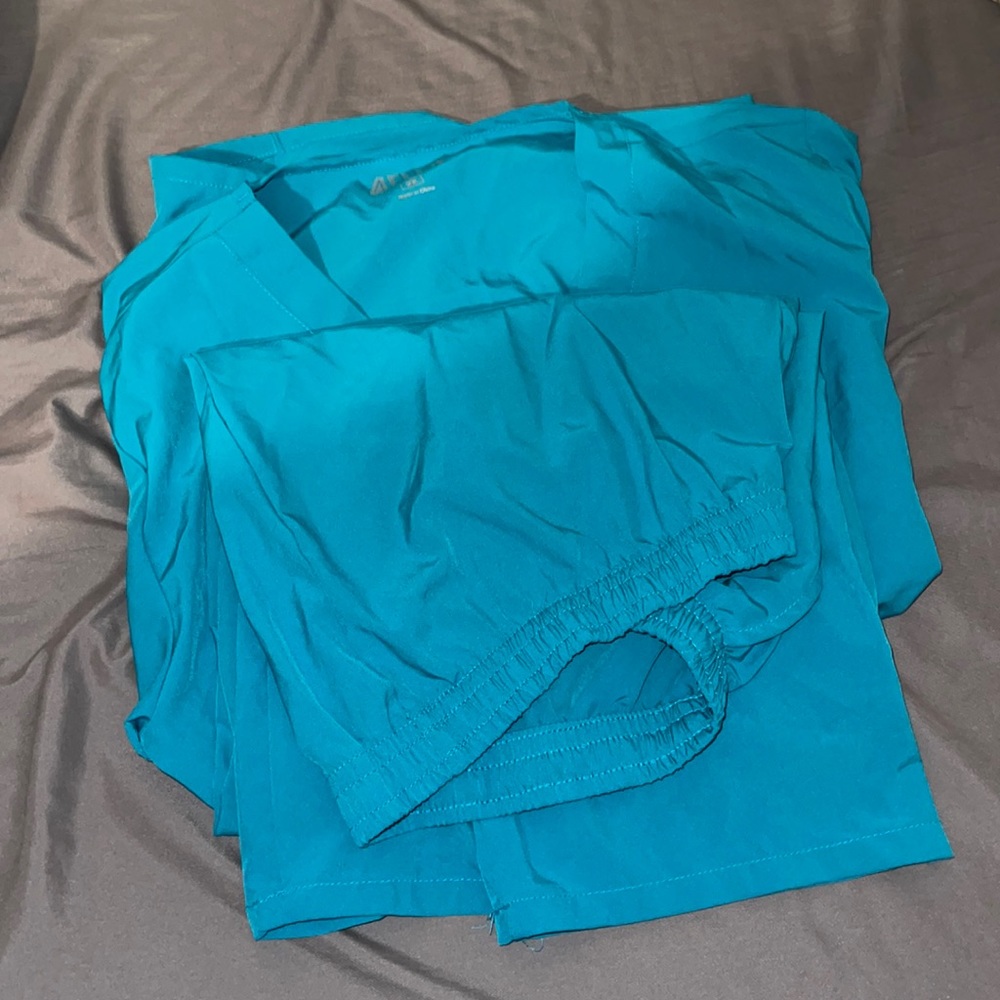 Matching scrub set